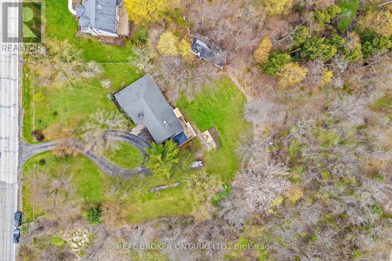 161 Confederation Street, Halton Hills (Glen Williams), Ontario  L7G 4S8 - Photo 3 - W13102594