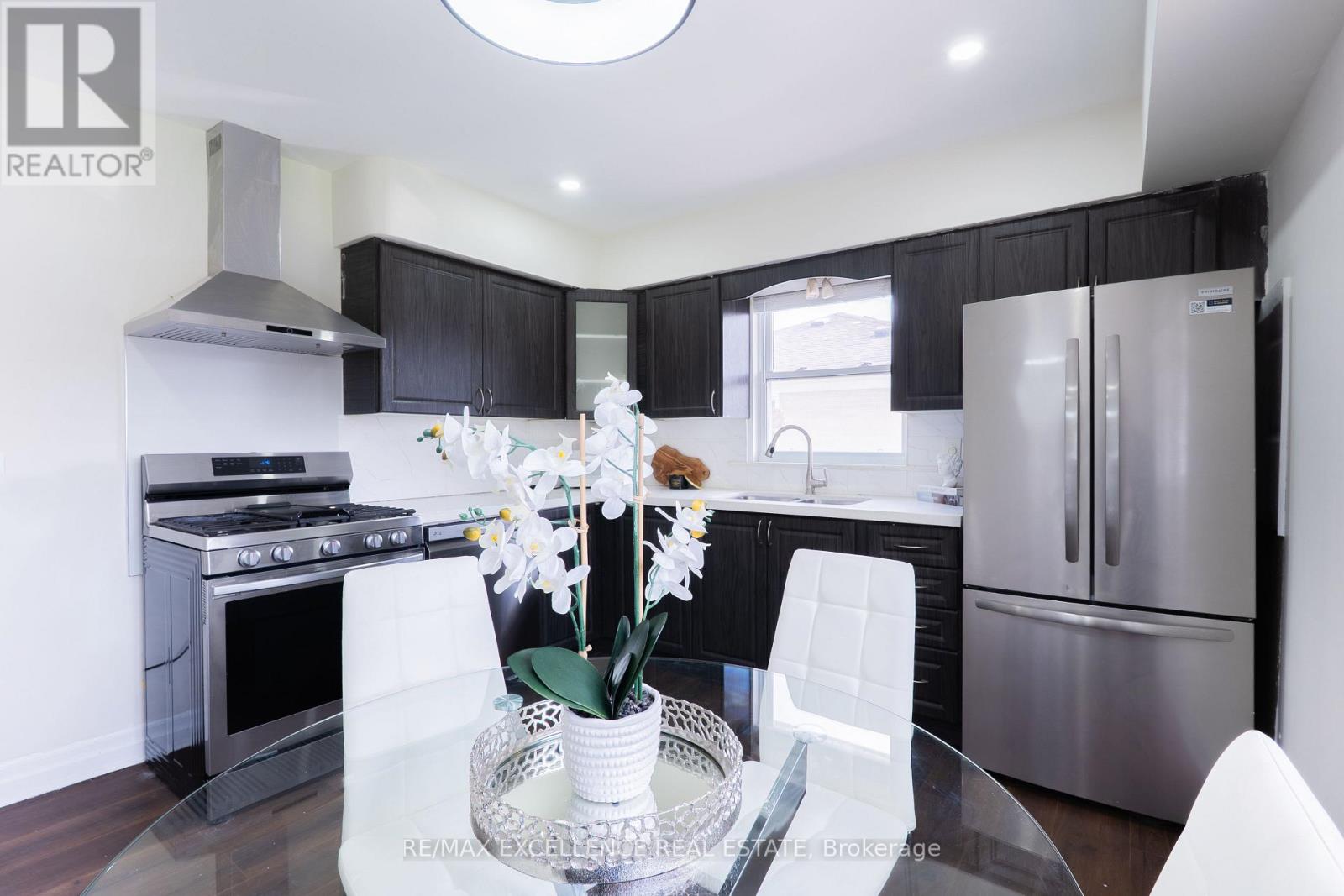 431 Delrex Boulevard, Halton Hills (Georgetown), Ontario  L7G 4J1 - Photo 21 - W13103764