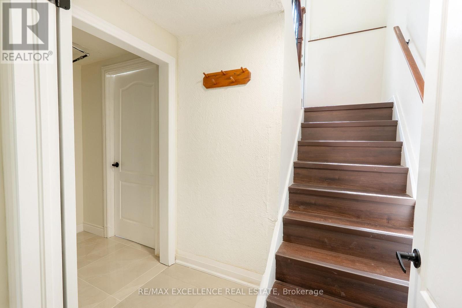 431 Delrex Boulevard, Halton Hills (Georgetown), Ontario  L7G 4J1 - Photo 23 - W13103764