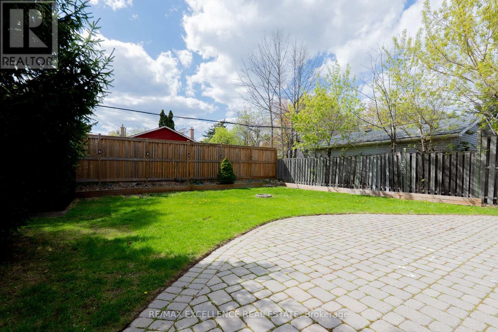 431 Delrex Boulevard, Halton Hills (Georgetown), Ontario  L7G 4J1 - Photo 6 - W13103764