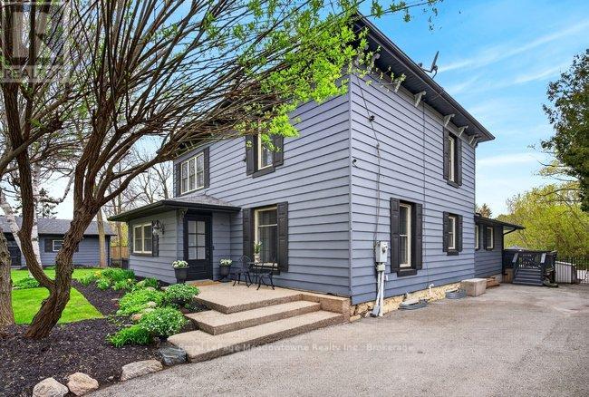 53 Campbellville Avenue E, Milton (Campbellville), Ontario  L0P 1B0 - Photo 4 - W13104922