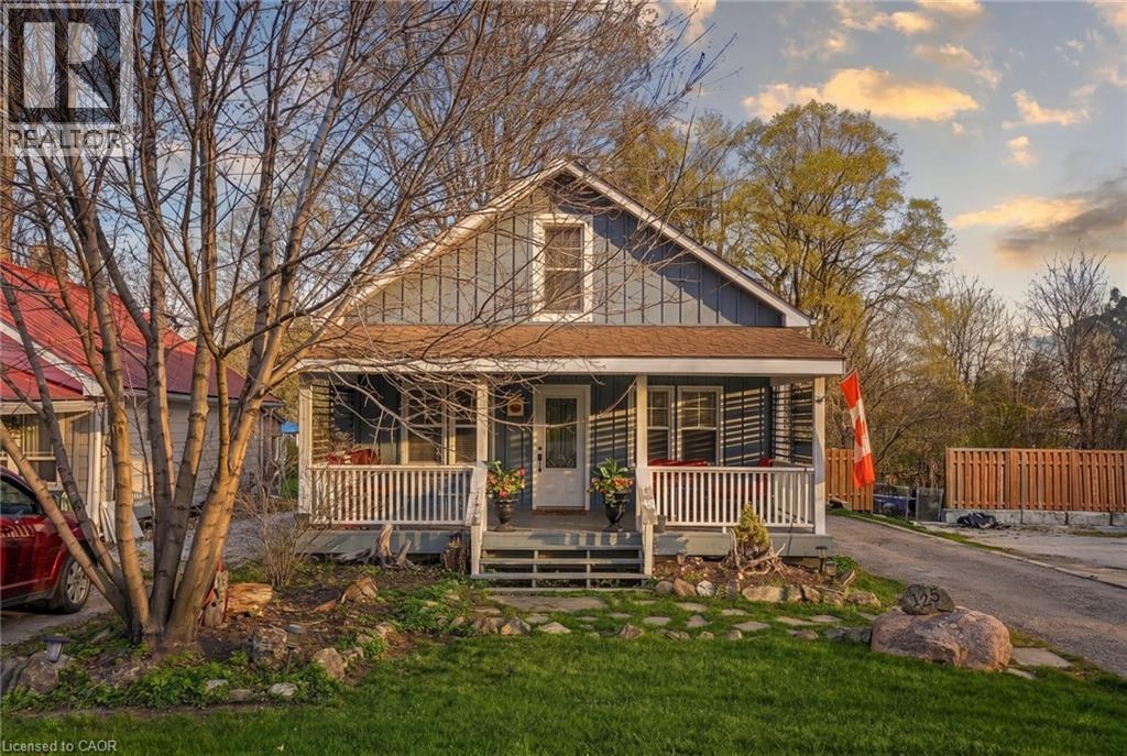 125 Main St N Street, Halton Hills, Ontario  L7G 3E5 - Photo 2 - 40827604