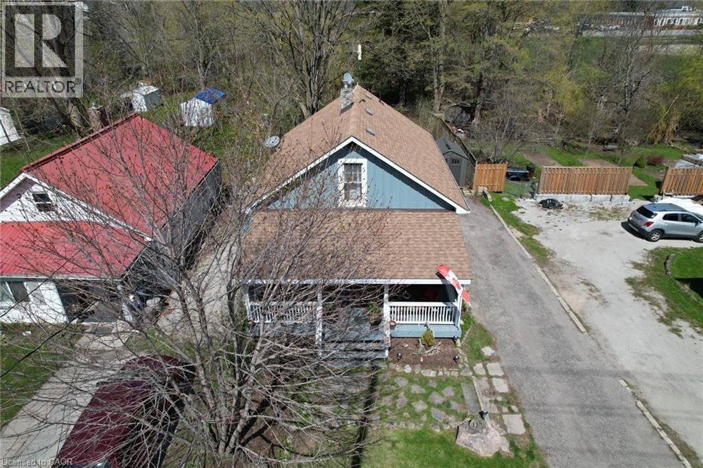 125 Main St N Street, Halton Hills, Ontario  L7G 3E5 - Photo 3 - 40827604