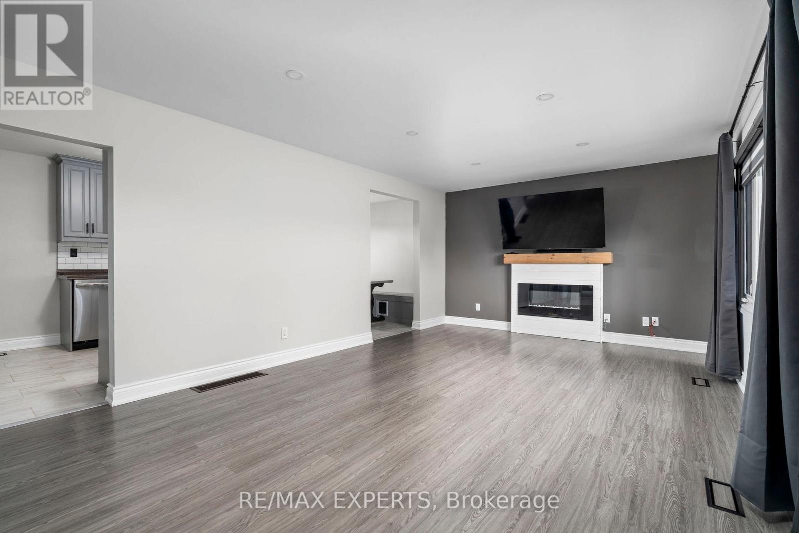52 Maple Avenue, Halton Hills (Georgetown), Ontario  L7G 1X7 - Photo 10 - W13109684