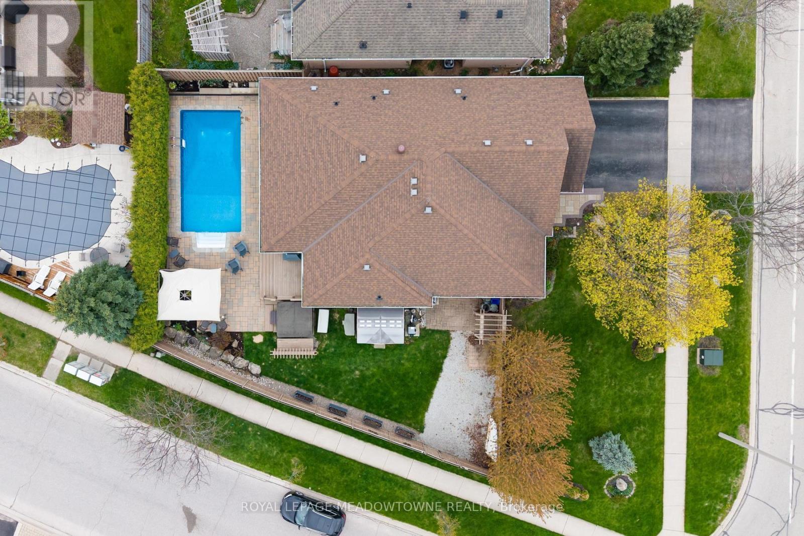 22 Berton Boulevard, Halton Hills (Georgetown), Ontario  L7G 6A5 - Photo 42 - W13113752