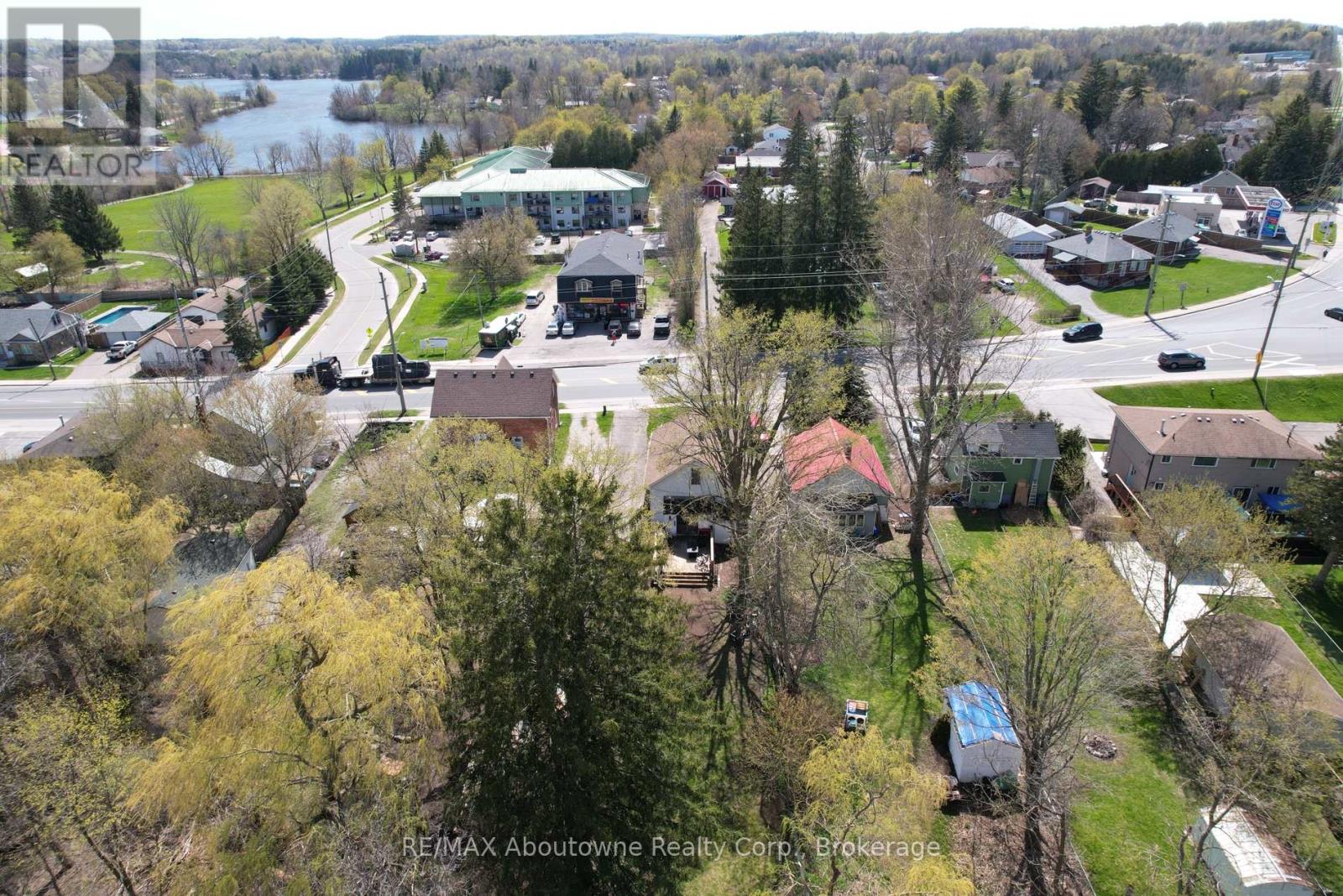 125 Main Street N, Halton Hills (Ac Acton), Ontario  L7J 1W5 - Photo 36 - W13115428