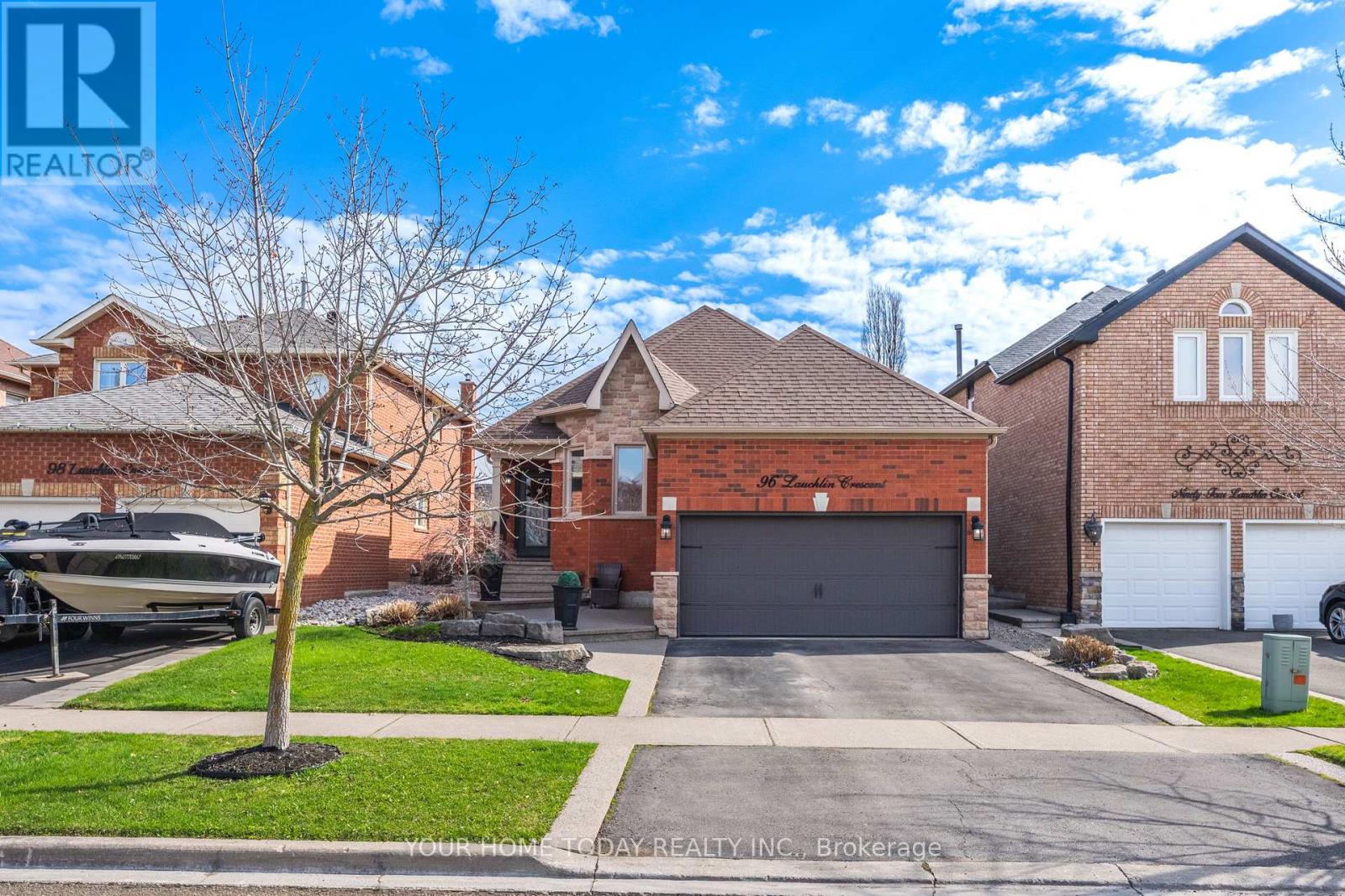 96 Lauchlin Crescent, Halton Hills (Georgetown), Ontario  L7G 5R5 - Photo 2 - W13117986