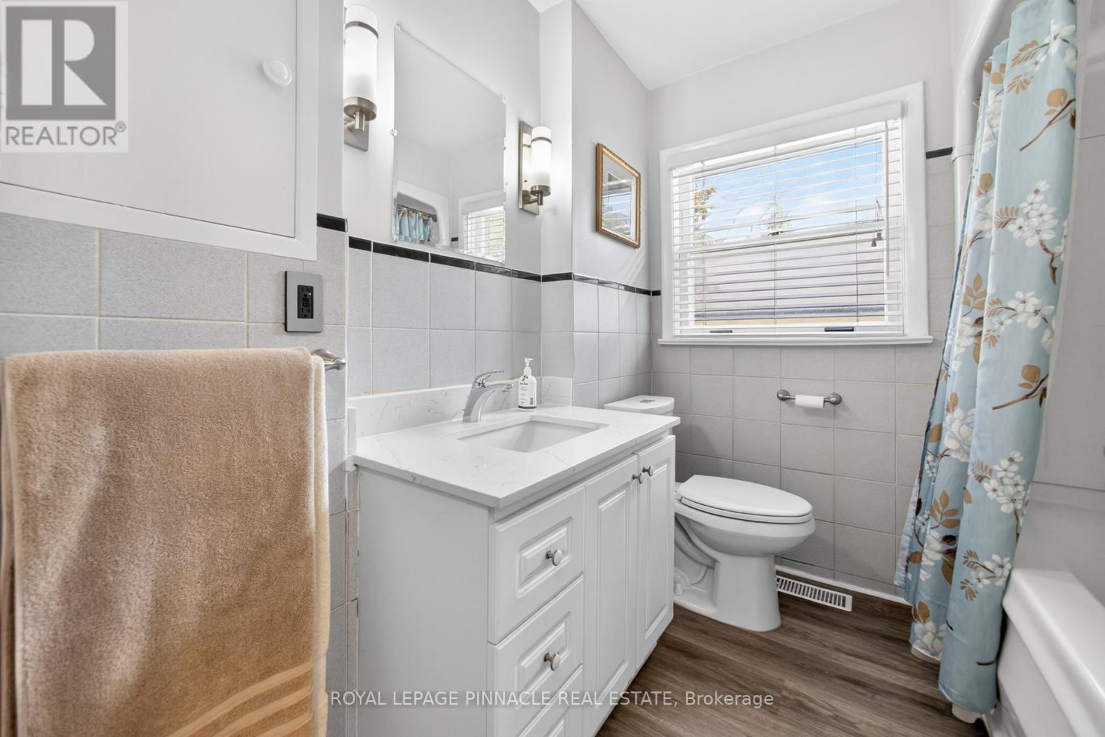 45 Main Street N, Milton (Campbellville), Ontario  L0P 1B0 - Photo 20 - W13119176