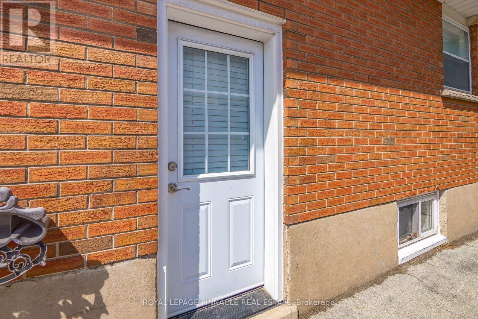 45 Main Street N, Milton (Campbellville), Ontario  L0P 1B0 - Photo 35 - W13119176
