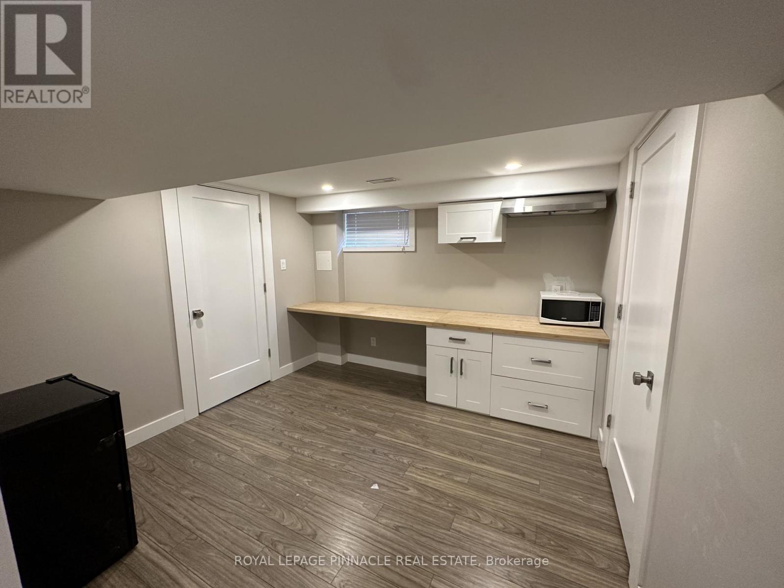 45 Main Street N, Milton (Campbellville), Ontario  L0P 1B0 - Photo 43 - W13119176