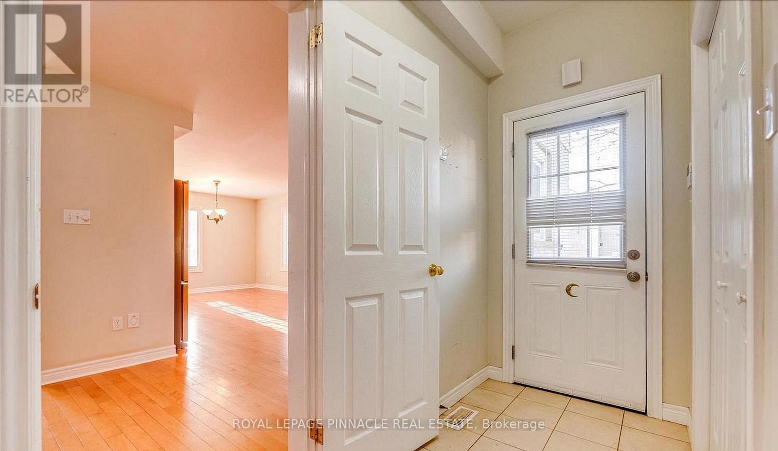 51 Main Street N, Milton (Campbellville), Ontario  L0P 1B0 - Photo 27 - W13119194