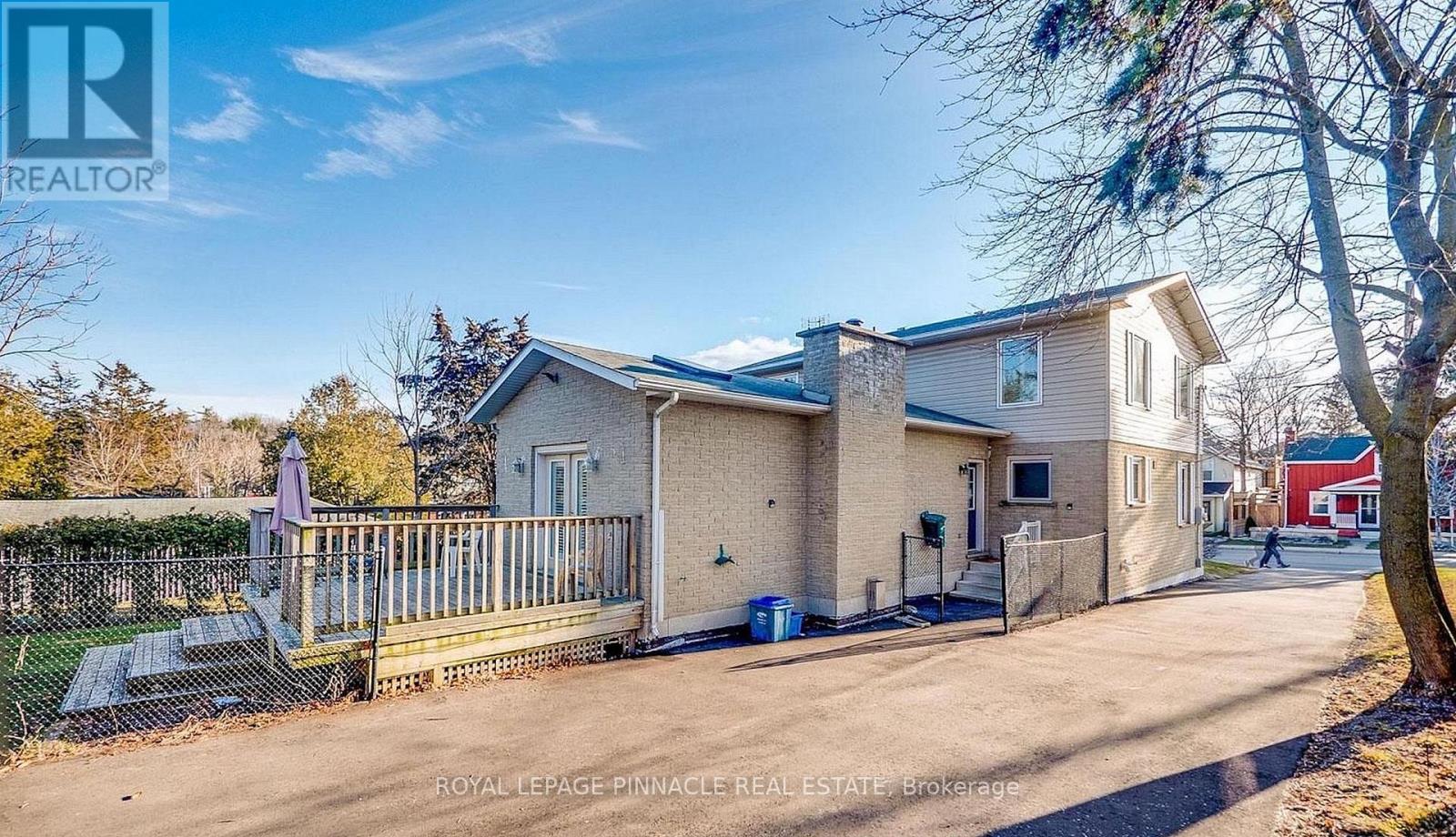 51 Main Street N, Milton (Campbellville), Ontario  L0P 1B0 - Photo 3 - W13119194