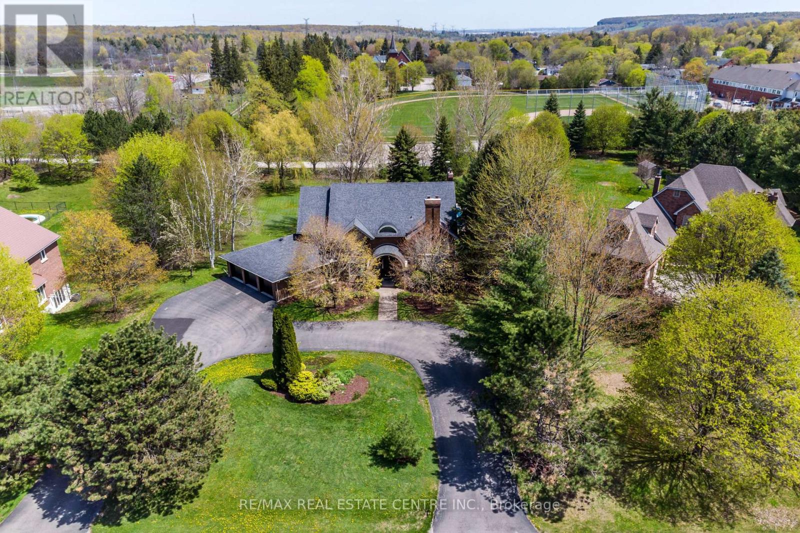 155 Crawford Crescent, Milton (Campbellville), Ontario  L0P 1B0 - Photo 45 - W13121142
