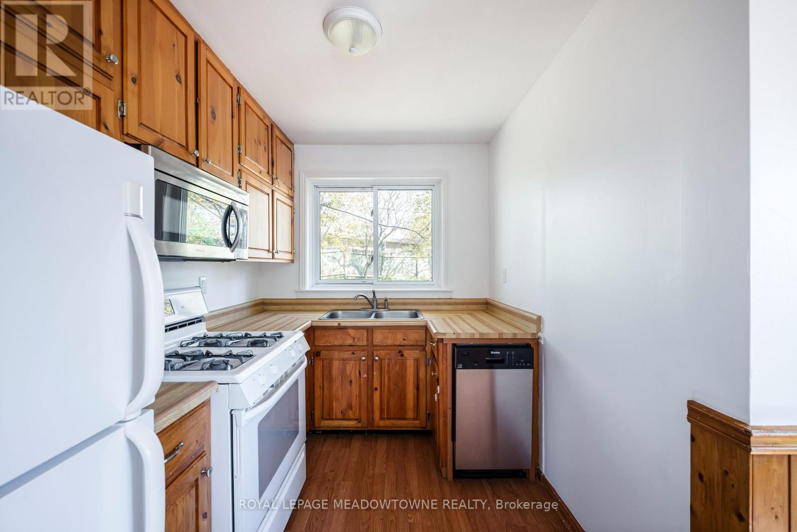 169 Longfield Road, Halton Hills (Ac Acton), Ontario  L7J 2K7 - Photo 17 - W13122896