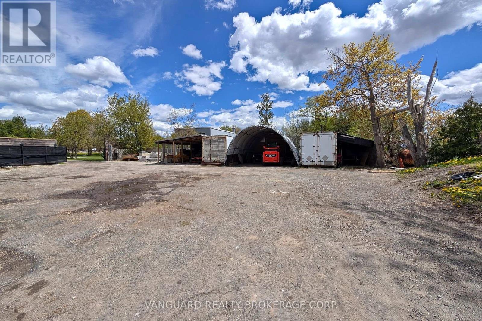 8070 Hornby Road, Halton Hills (Rural Halton Hills), Ontario  L0P 1E0 - Photo 27 - W13124328