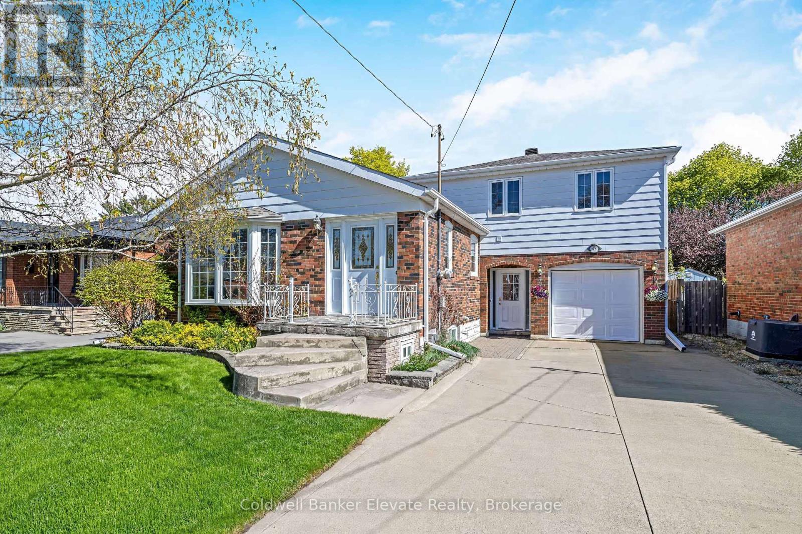 45 Shelley Street, Halton Hills (Georgetown), Ontario  L7G 3X2 - Photo 4 - W13124664