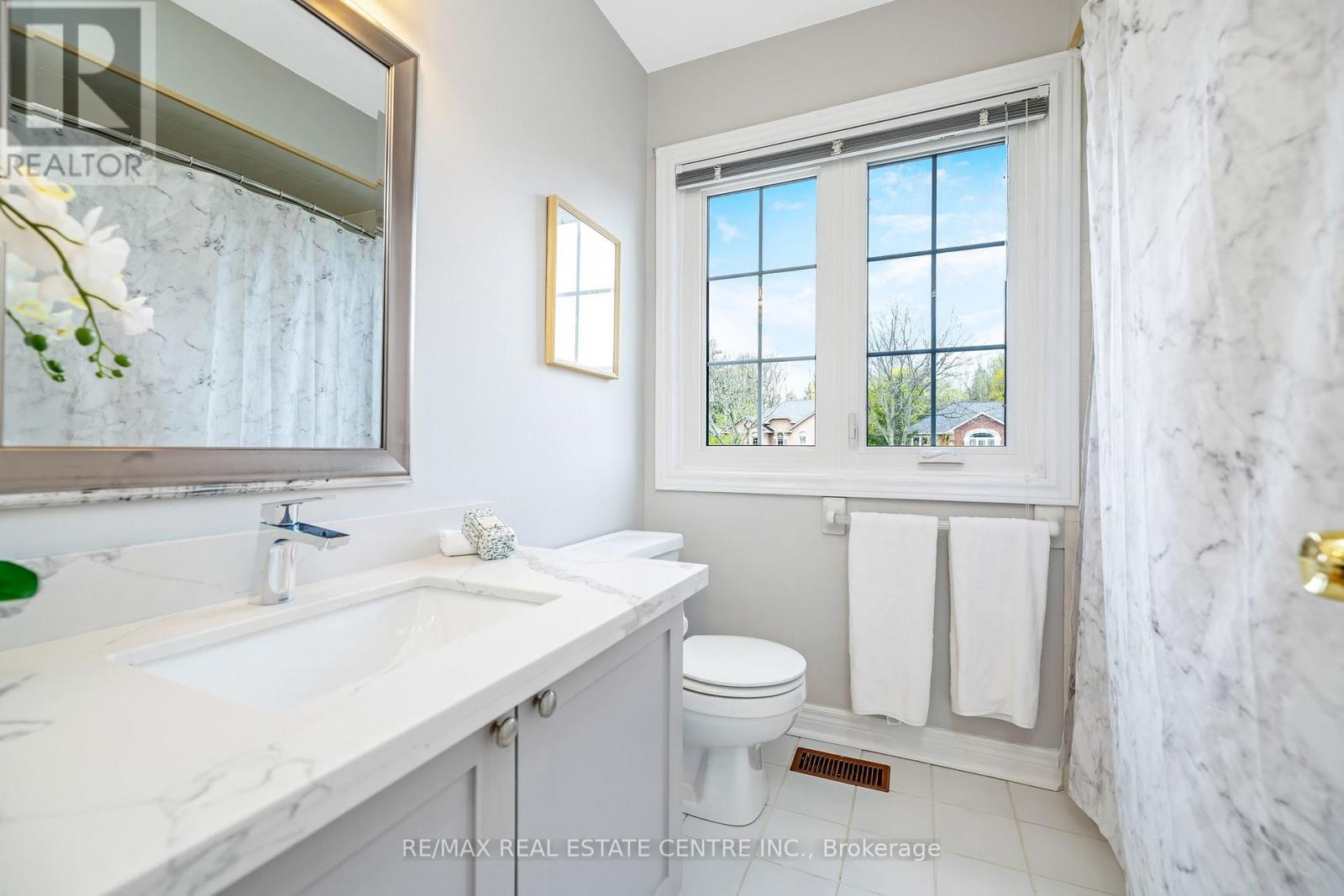 48 Samuel Crescent, Halton Hills (Georgetown), Ontario  L7G 5H3 - Photo 27 - W13130692