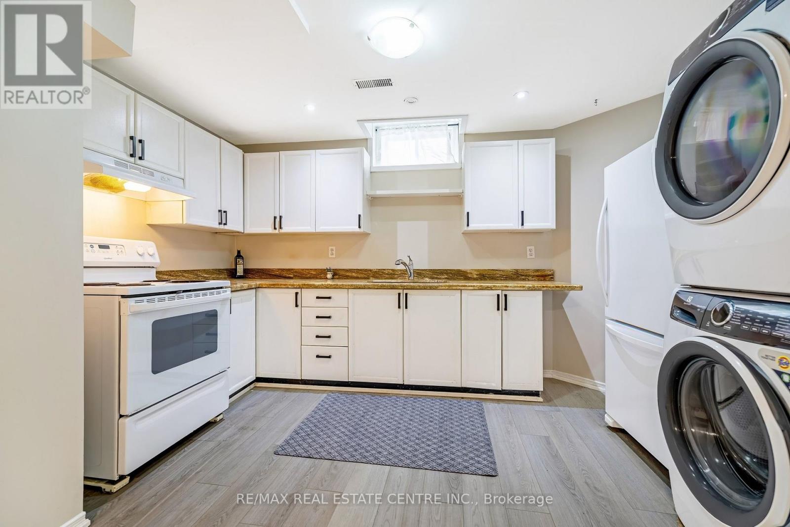 48 Samuel Crescent, Halton Hills (Georgetown), Ontario  L7G 5H3 - Photo 5 - W13130692