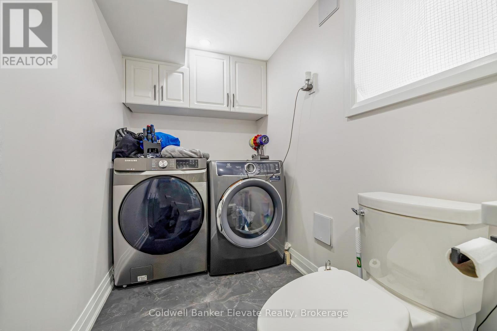 39 Mcgilvray Crescent, Halton Hills (Georgetown), Ontario  L7G 1L7 - Photo 36 - W13131038