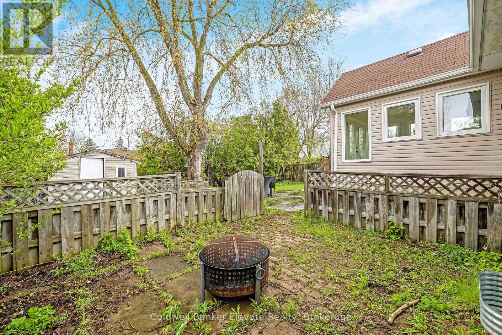 39 Mcgilvray Crescent, Halton Hills (Georgetown), Ontario  L7G 1L7 - Photo 46 - W13131038