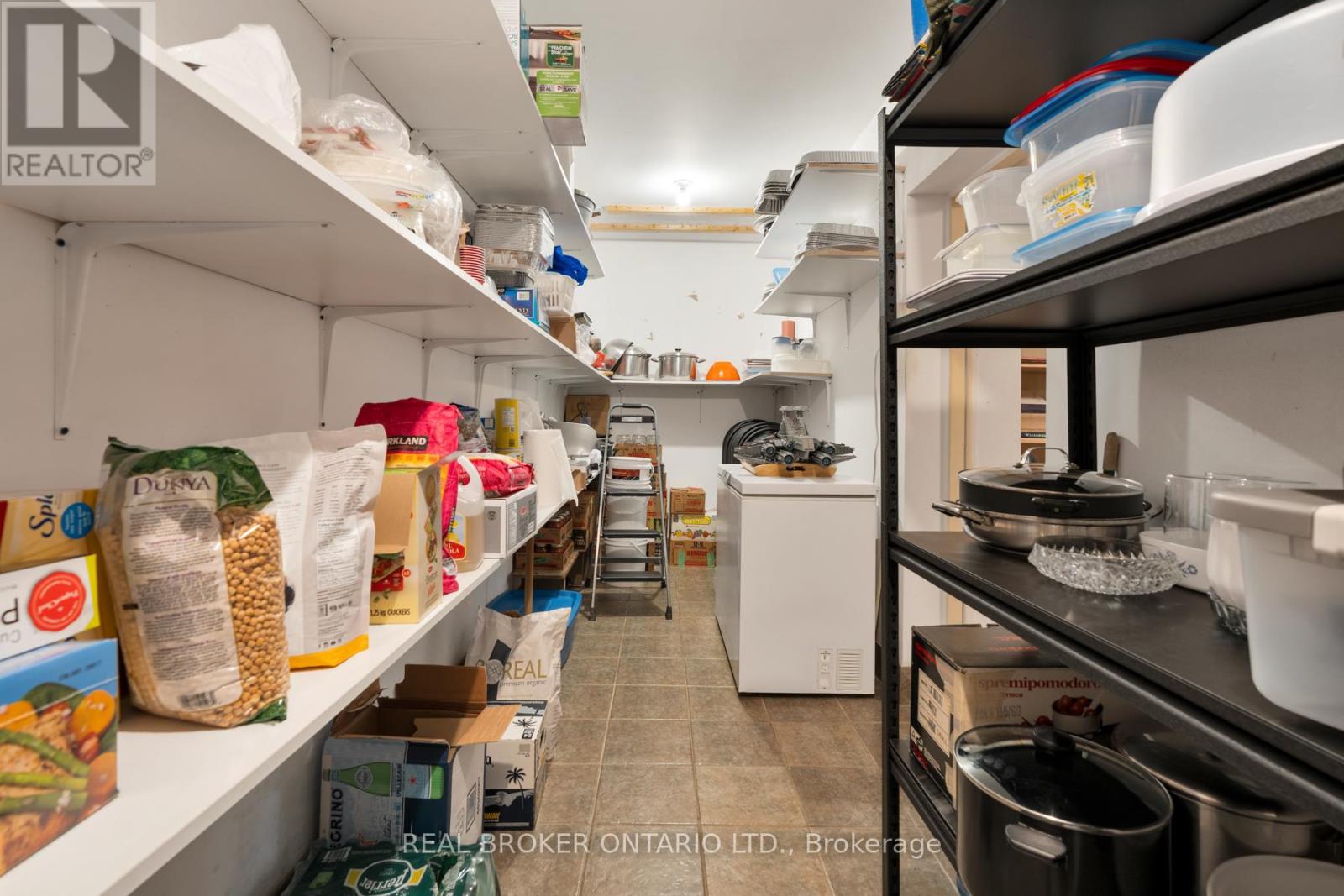 9 Allison Court, Halton Hills (Rural Halton Hills), Ontario  L7G 4S4 - Photo 33 - W13132252