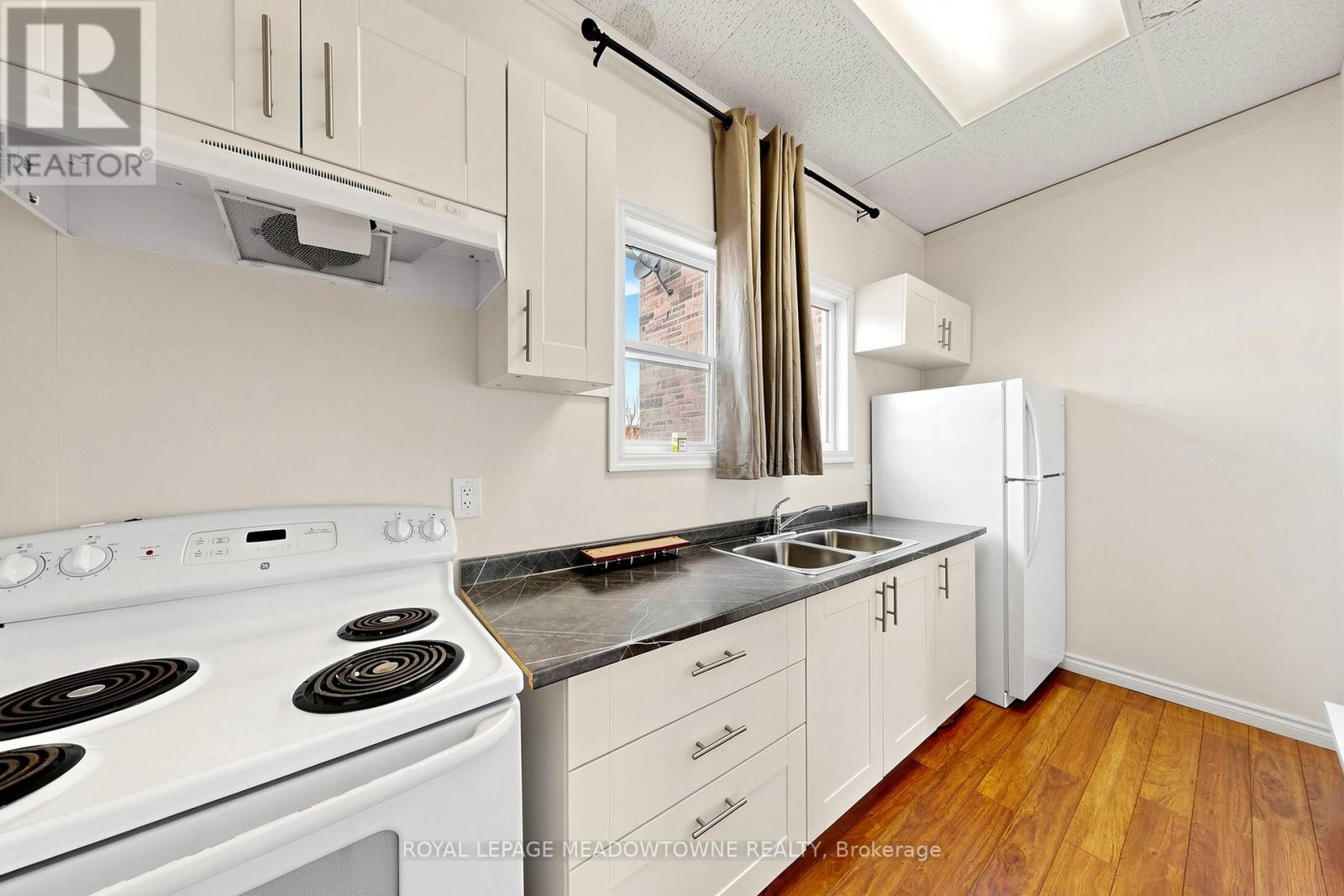 7 - 70 Mill Street, Halton Hills (Georgetown), Ontario  L7G 2C9 - Photo 11 - W13137730