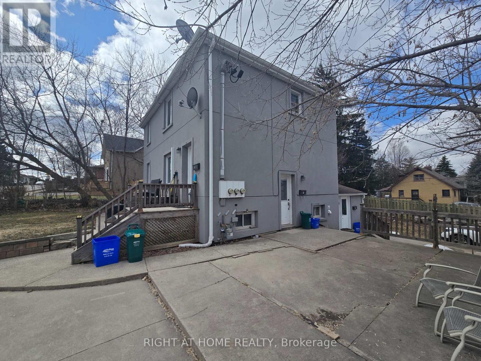 2 - 18 Ewing Street, Halton Hills (Georgetown), Ontario  L7G 2P7 - Photo 2 - W13139380