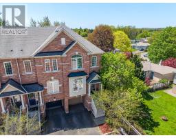 <div class="price">$899,900</div> 41 Promenade Trail, Halton Hills (Georgetown)<br><div style="margin-bottom:8px;"><small>Royal LePage Meadowtowne Realty</small></div><div class='bed_bath'>3 Bed | 3 Bath</div>