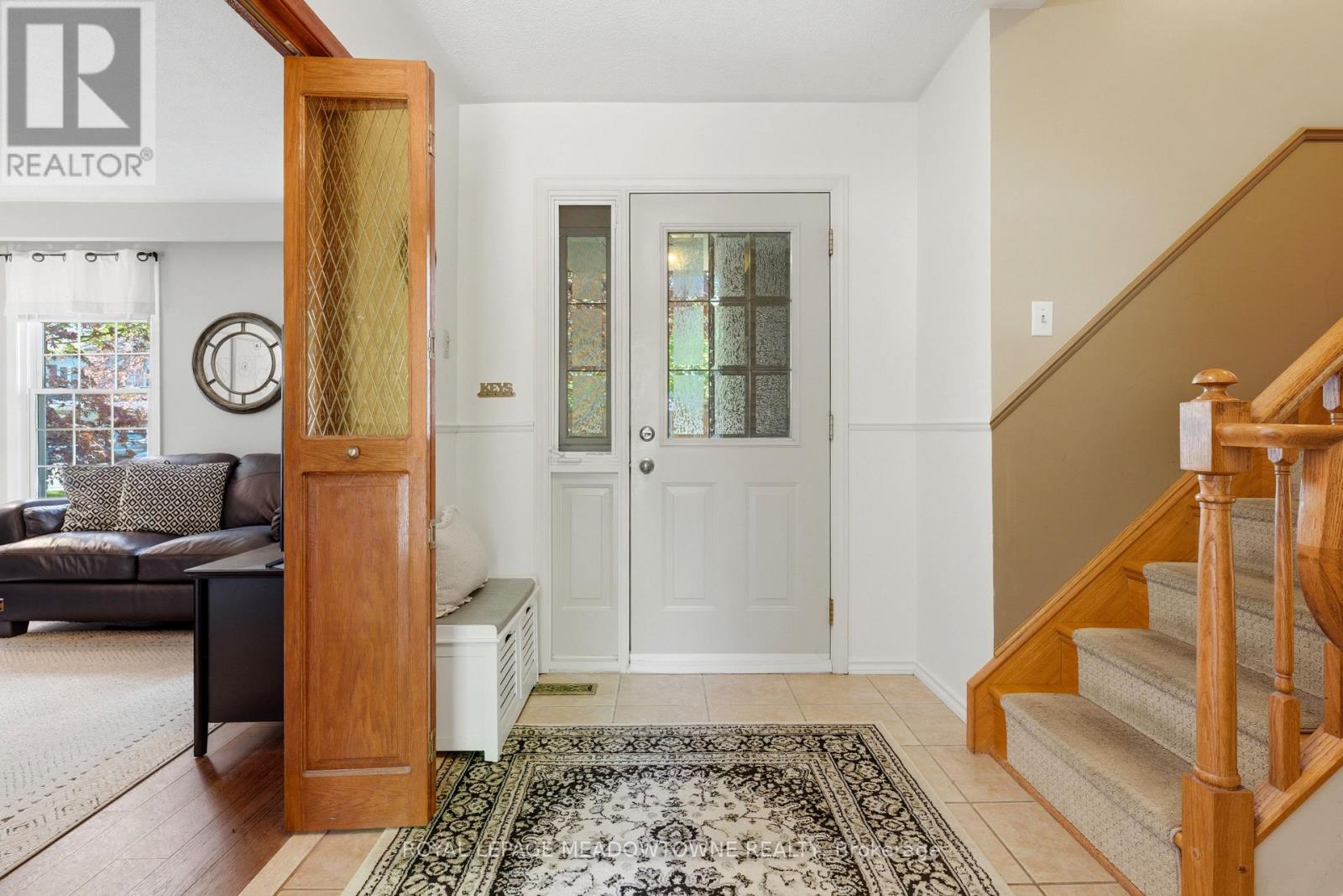 79 Mary Street, Halton Hills (Georgetown), Ontario  L7G 4V9 - Photo 3 - W13142148