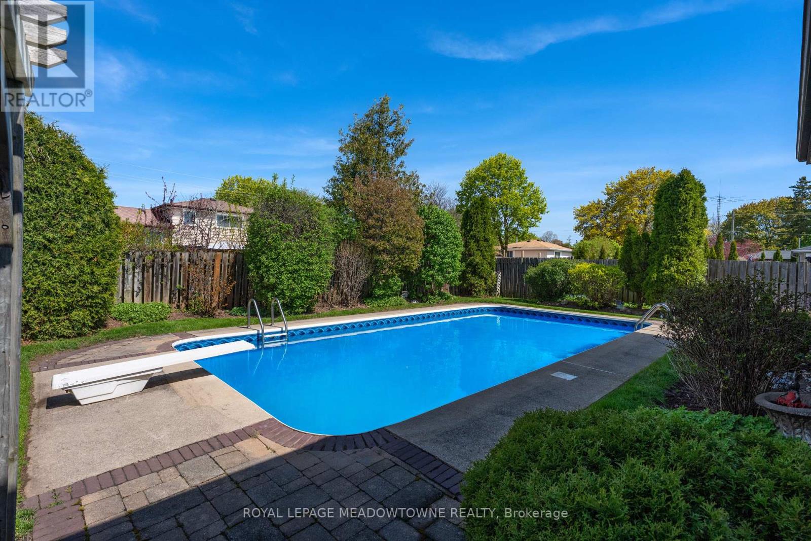 12 Heather Court, Halton Hills (Georgetown), Ontario  L7G 2R6 - Photo 44 - W13148444