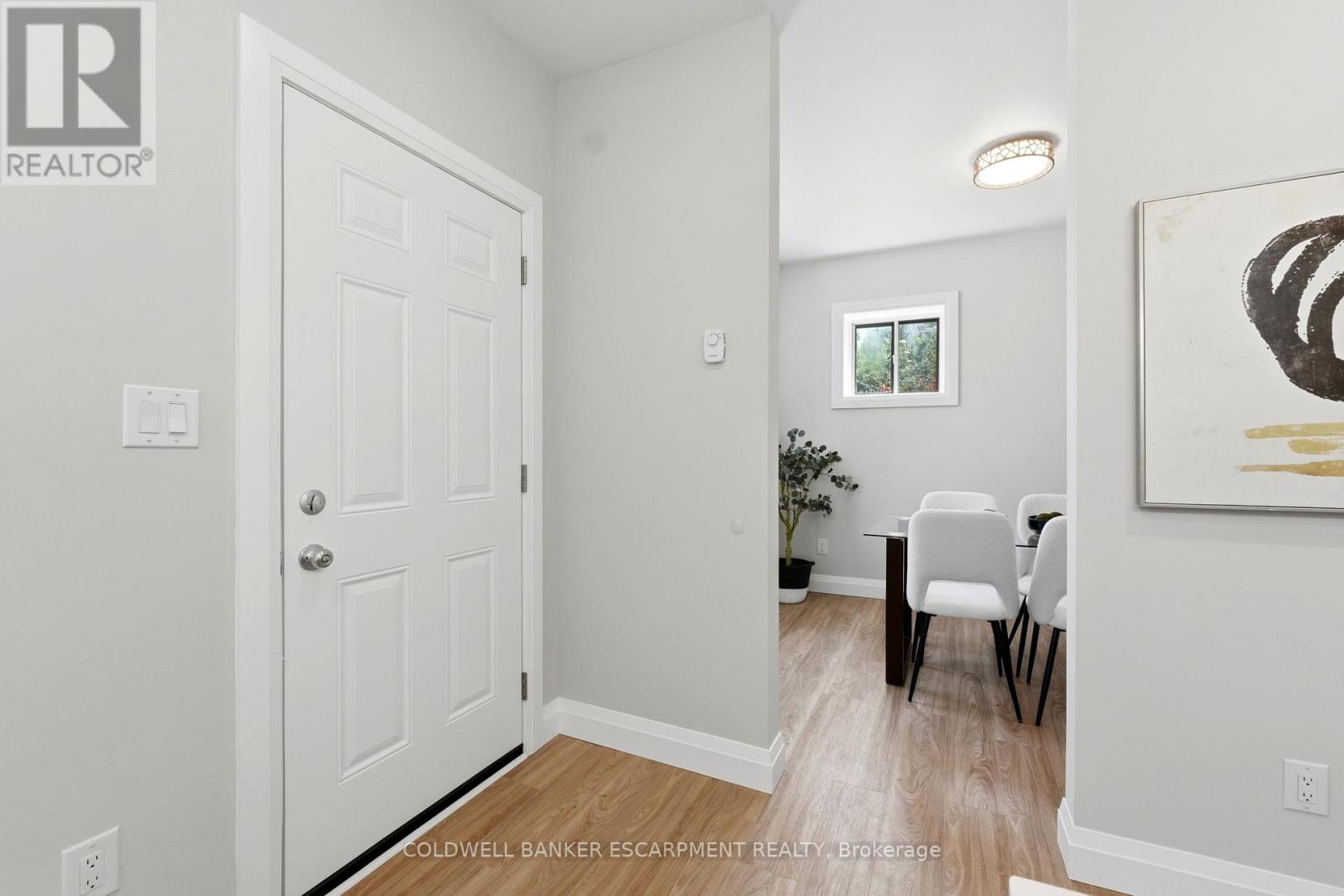 76 Main Street N, Halton Hills (Ac Acton), Ontario  L7J 1W2 - Photo 10 - W13153002