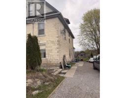 <div class="price">$649,000</div> 9072 Guelph Junction Road, Milton<br><div style="margin-bottom:8px;"><small>Royal LePage Meadowtowne Realty</small></div><div class='bed_bath'>7 Bed | 3 Bath</div>