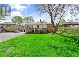 <div class="price">$2,500<small> Monthly</small></div> Upper - 176 Longfield Road, Halton Hills (Ac Acton)<br><div style="margin-bottom:8px;"><small>Royal LePage Meadowtowne Realty</small></div><div class='bed_bath'>3 Bed | 1 Bath</div>
