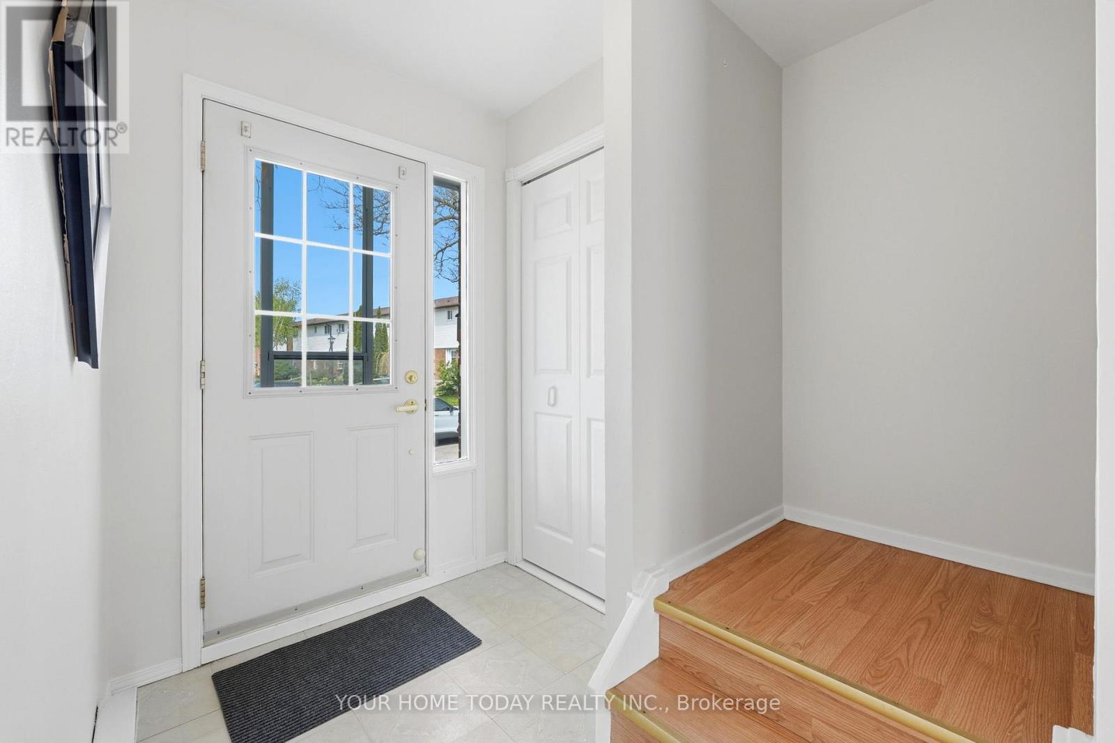 116 Kingham Road, Halton Hills (Ac Acton), Ontario  L7J 1S4 - Photo 3 - W13160464