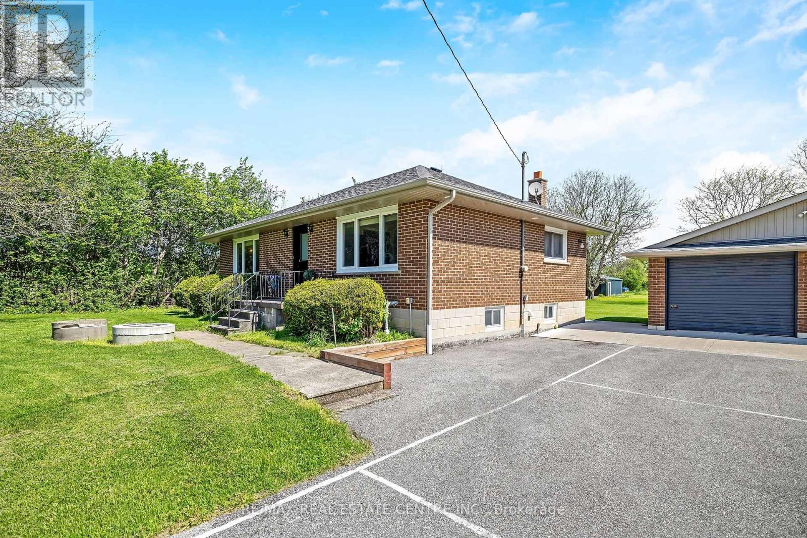 9095 Eighth Line, Halton Hills (Rural Halton Hills), Ontario  L7G 4S5 - Photo 4 - W13162886