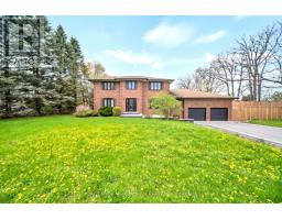 <div class="price">$2,399,000</div> 170 Crawford Crescent, Milton (Campbellville)<br><div style="margin-bottom:8px;"><small>Royal LePage Meadowtowne Realty Inc.</small></div><div class='bed_bath'>7 Bed | 5 Bath</div>