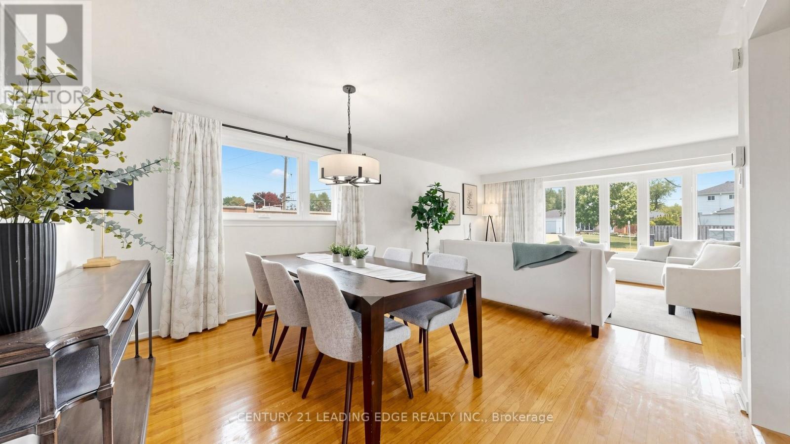 271 Delrex Boulevard, Halton Hills (Georgetown), Ontario  L7G 4G4 - Photo 10 - W13166098