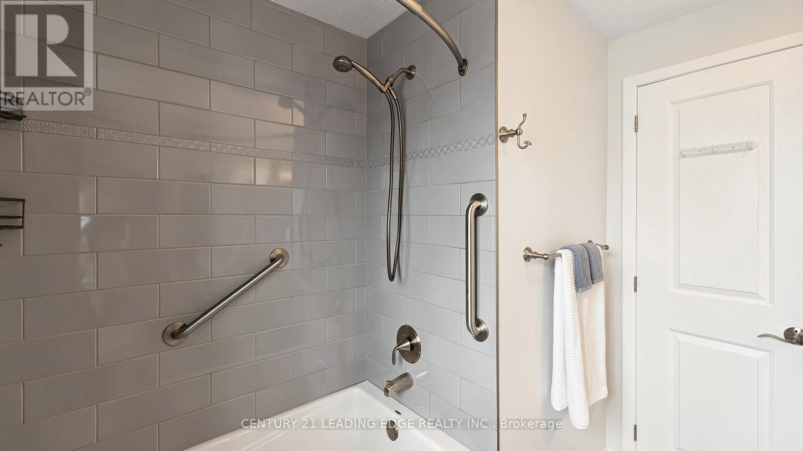 271 Delrex Boulevard, Halton Hills (Georgetown), Ontario  L7G 4G4 - Photo 28 - W13166098