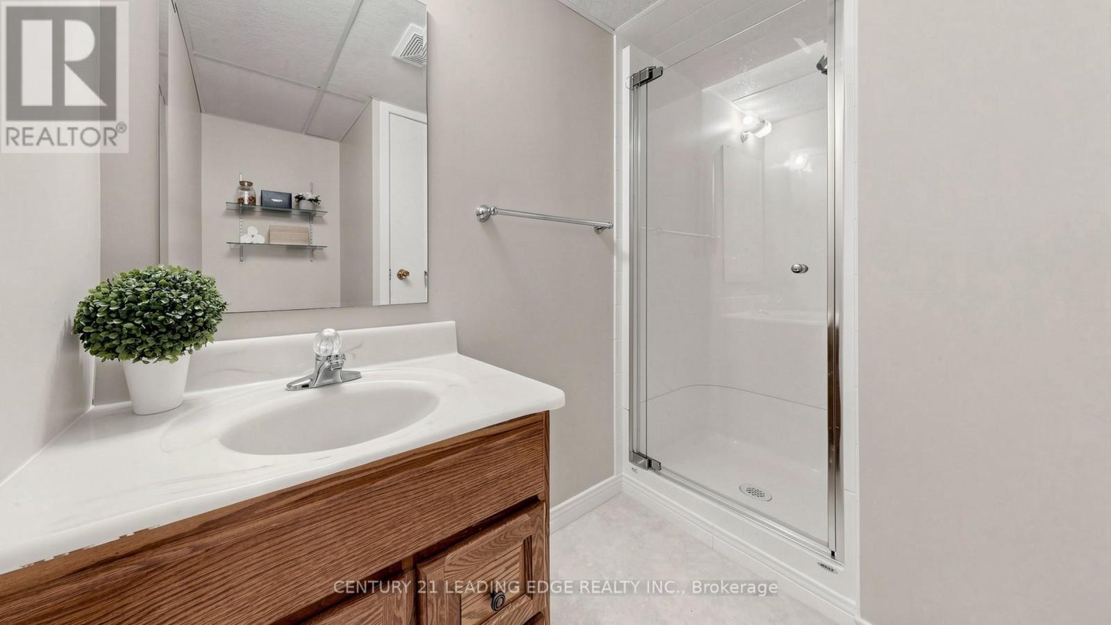 271 Delrex Boulevard, Halton Hills (Georgetown), Ontario  L7G 4G4 - Photo 38 - W13166098
