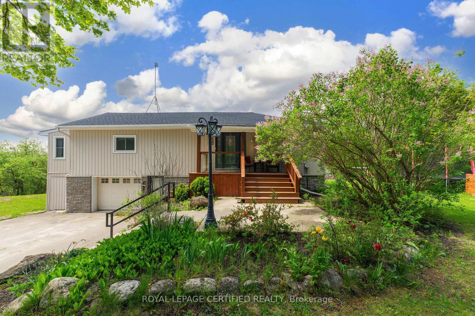 5058 3 Line, Erin, Ontario  L7J 2L8 - Photo 2 - X13166688