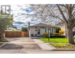 <div class="price">$849,999</div> 15 Rexway Drive, Halton Hills (Georgetown)<br><div style="margin-bottom:8px;"><small>Exp Realty</small></div><div class='bed_bath'>6 Bed | 2 Bath</div>