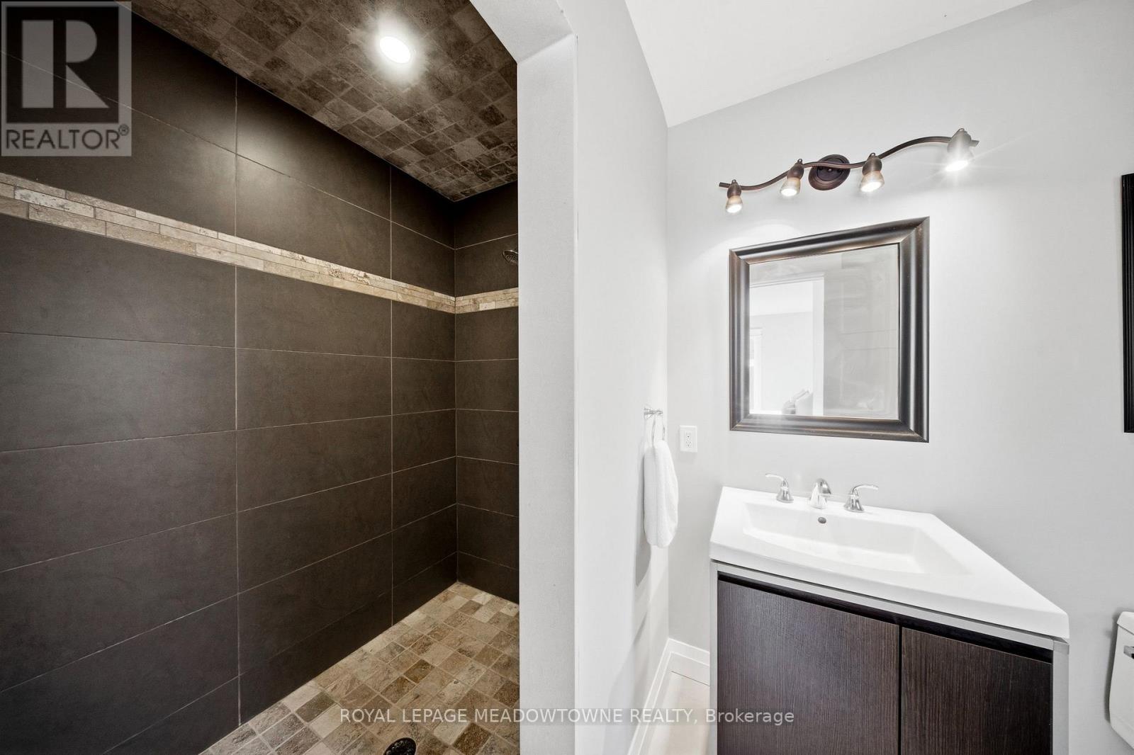 254 Main Street S, Halton Hills (Georgetown), Ontario  L7G 4S5 - Photo 27 - W13169608
