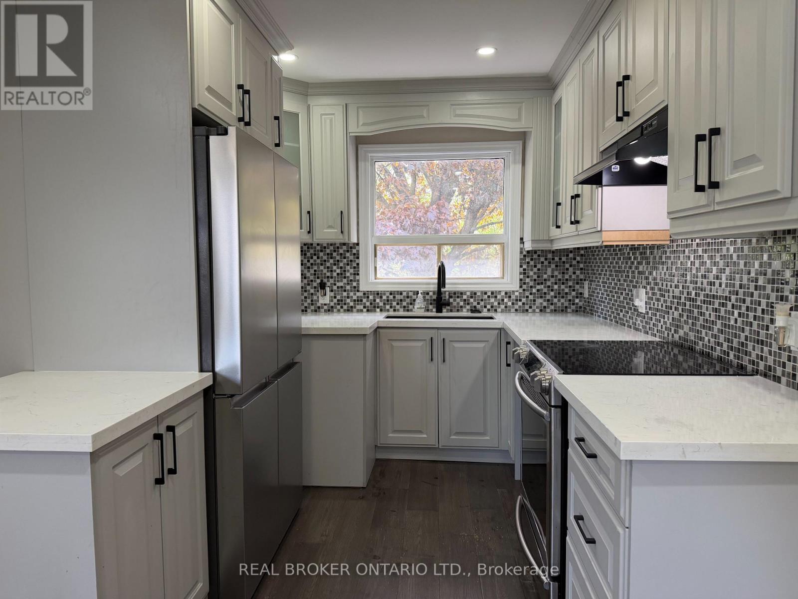Main - 4 Keats Avenue, Halton Hills (Georgetown), Ontario  L7G 1T4 - Photo 6 - W13172566