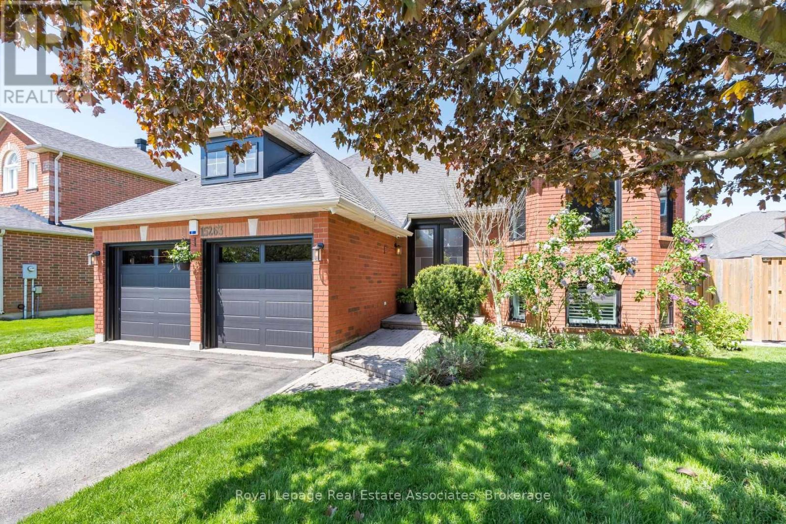 15263 Argyll Road, Halton Hills (Georgetown), Ontario  L7G 5N8 - Photo 2 - W13173194