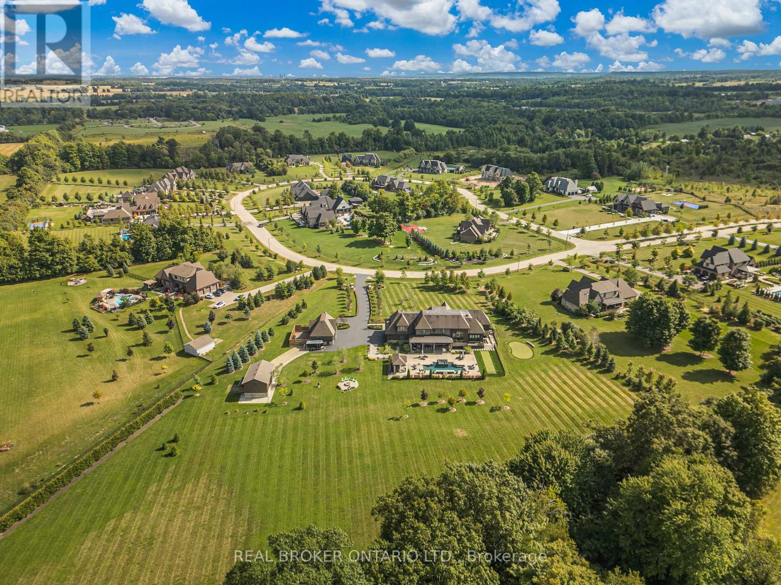 26 Autumn Circle, Halton Hills (Rural Halton Hills), Ontario  L0P 1H0 - Photo 50 - W13183624