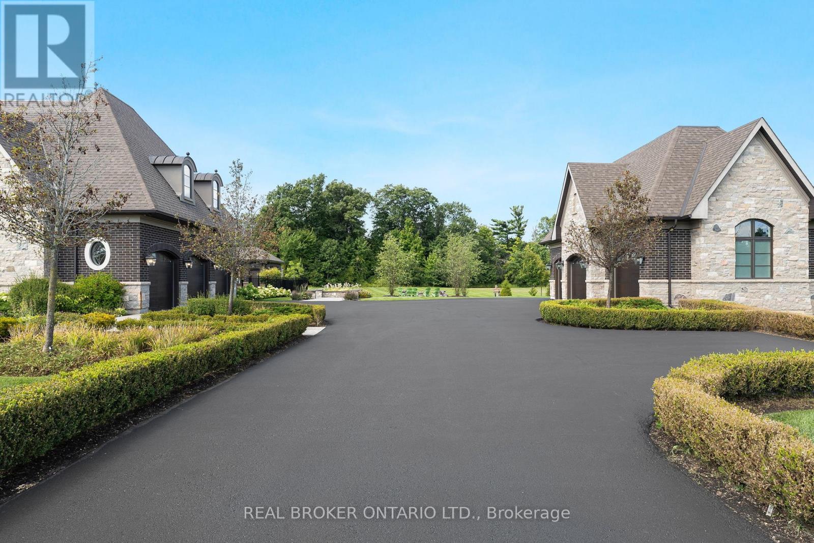 26 Autumn Circle, Halton Hills (Rural Halton Hills), Ontario  L0P 1H0 - Photo 7 - W13183624