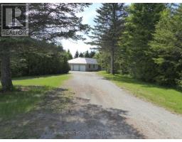 <div class="price">$3,390,000</div> 4958 Wellington Road 125, Erin<br><div style="margin-bottom:8px;"><small>Royal LePage Meadowtowne Realty</small></div><div class='bed_bath'>3 Bed | 4 Bath</div>