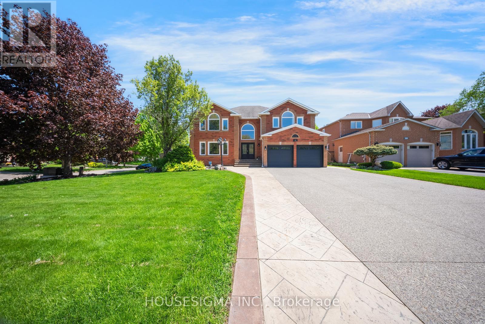 30 Gooderham Drive, Halton Hills (Georgetown), Ontario  L7G 5R6 - Photo 2 - W13189942