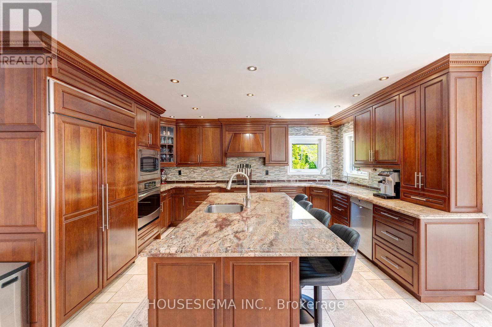 30 Gooderham Drive, Halton Hills (Georgetown), Ontario  L7G 5R6 - Photo 6 - W13189942
