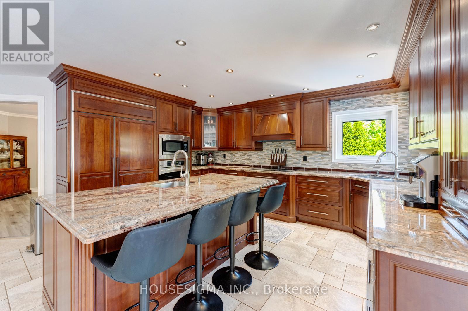 30 Gooderham Drive, Halton Hills (Georgetown), Ontario  L7G 5R6 - Photo 7 - W13189942